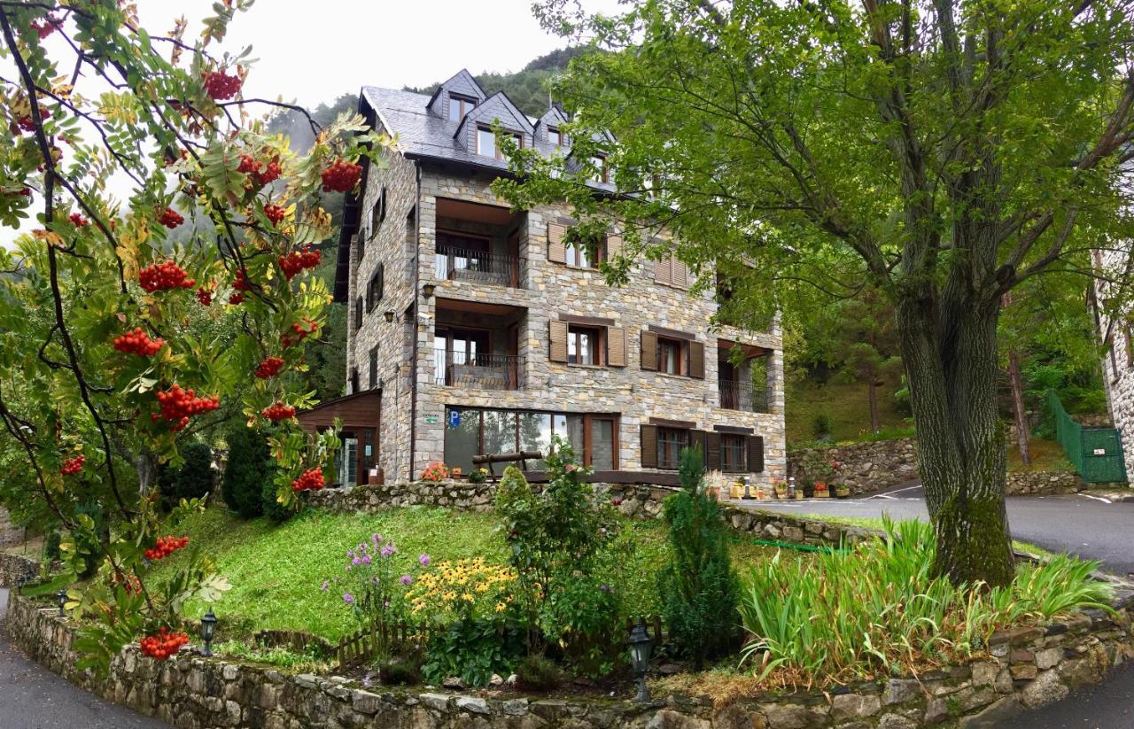Apartaments La Peguera Bohí Exteriör bild