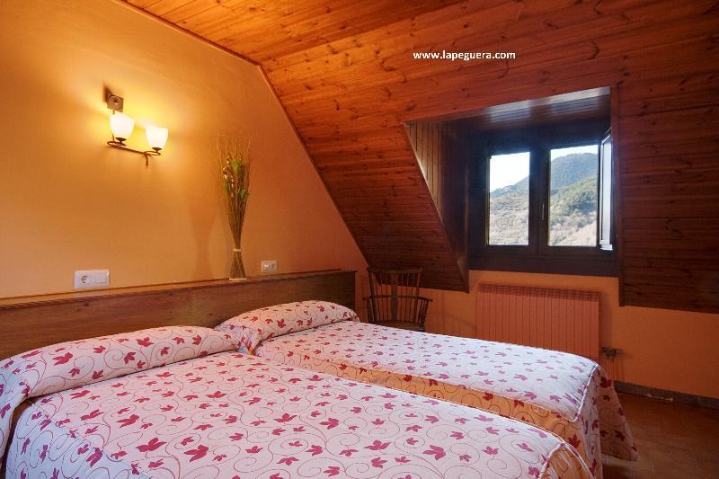 Apartaments La Peguera Bohí Exteriör bild